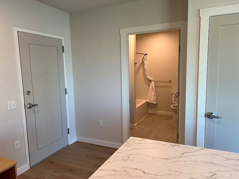 Fox Run Apartments — Photo 22
