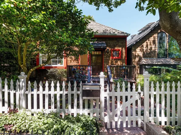 74 Vulcan Stairway, San Francisco, CA 94114