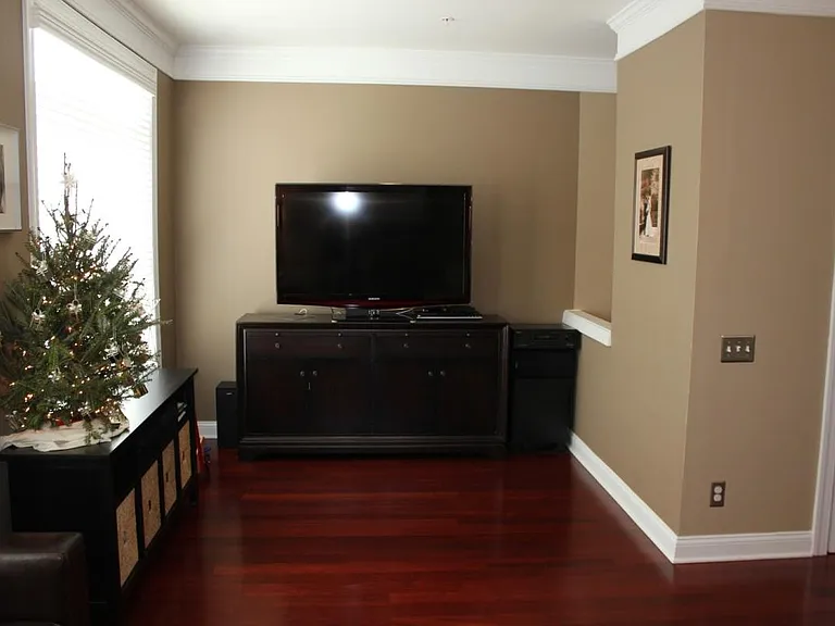 2nd Floor Family Room