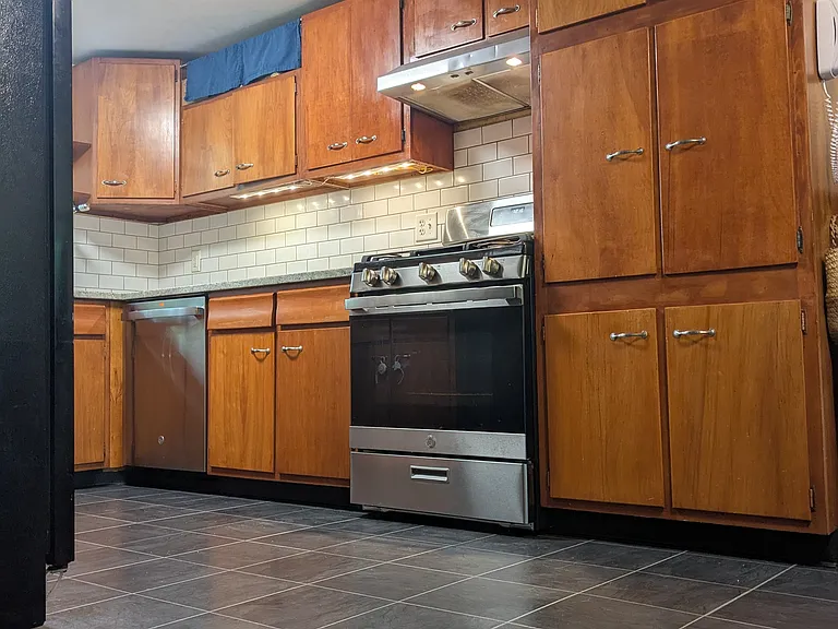 New dishwasher, gas stove
