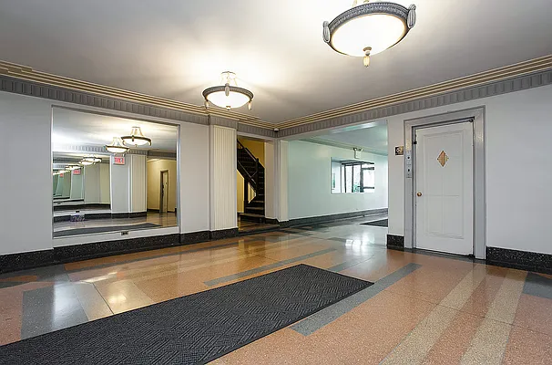 Rented by Emor Management Inc. | media 33