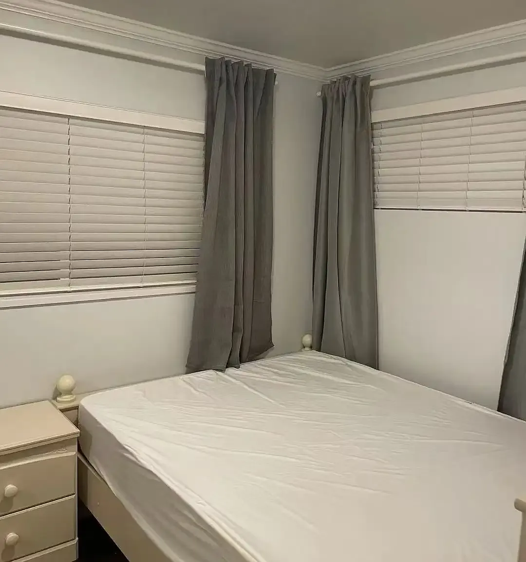 2 bed, 600 sqft, $2,200 — Photo 3