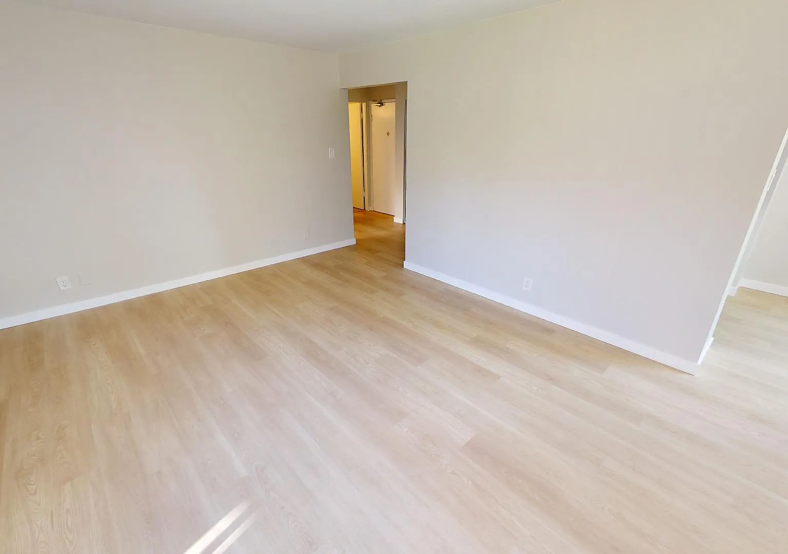 The Glenmore — Photo 4