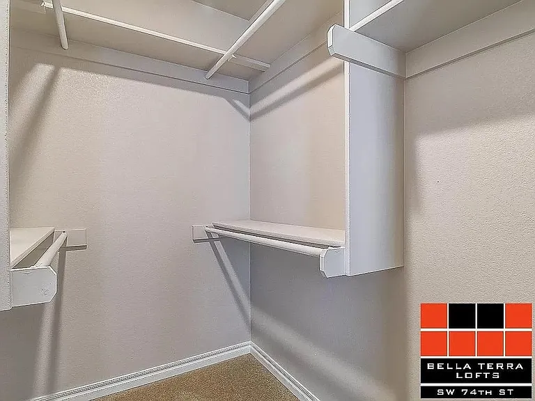 Bella Terra Lofts — Photo 23