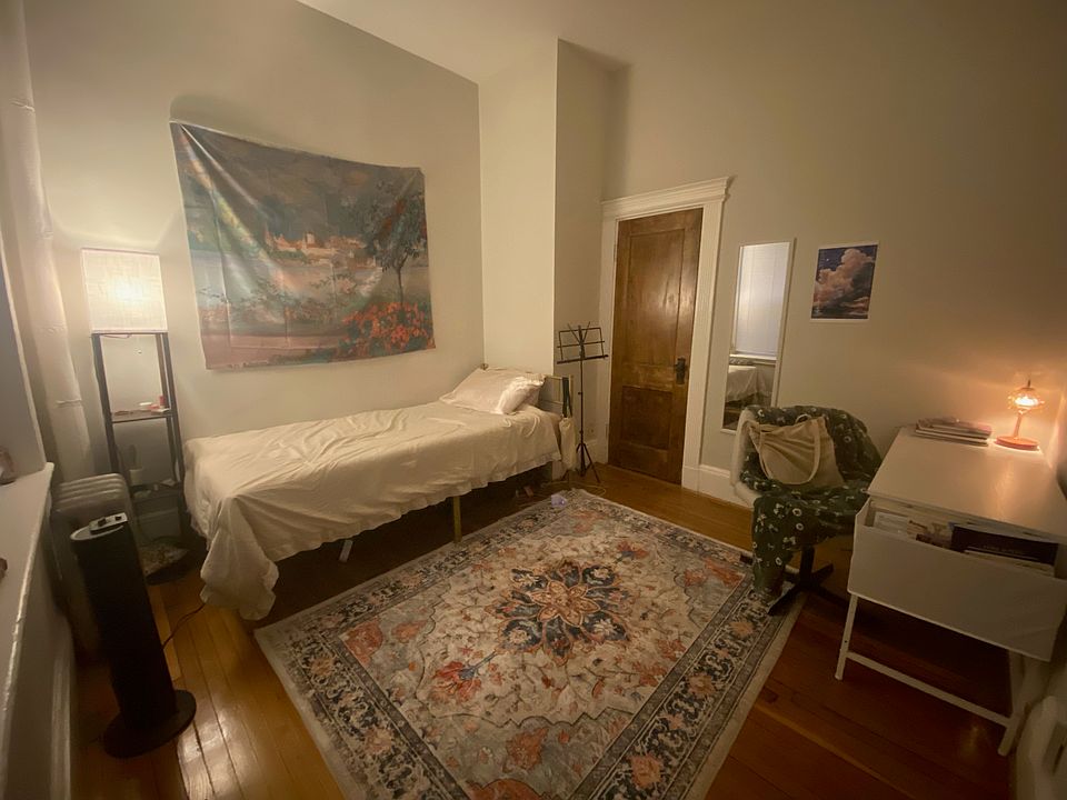 1st image of 26-28 Hemenway St #3C
