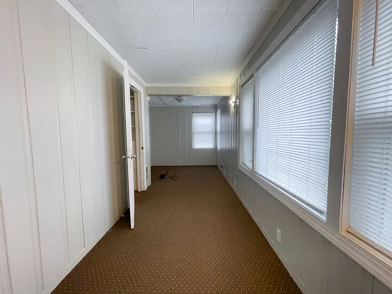 1408 N Mann Ave — Photo 13