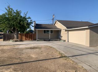 2905 E Ashlan Ave, Fresno, CA 93726