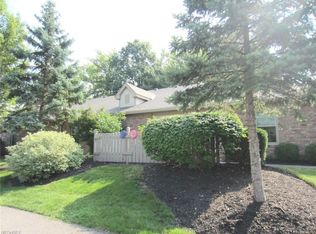 2829 Shakespeare Ln, Avon, OH 44011