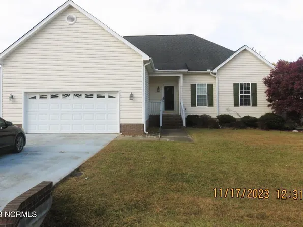 203 Crescent Creek Drive, Pikeville, NC 27863