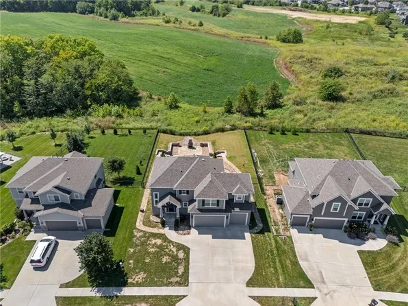 12740 N Imperial Dr, Platte City, MO 64079