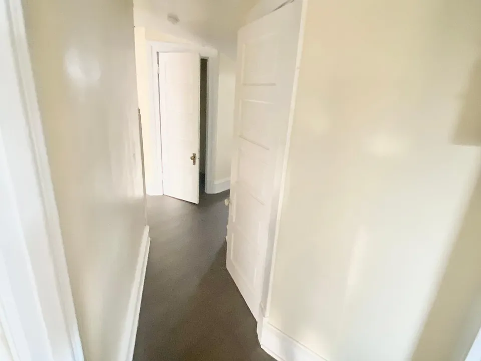 247 S 5th St #3F