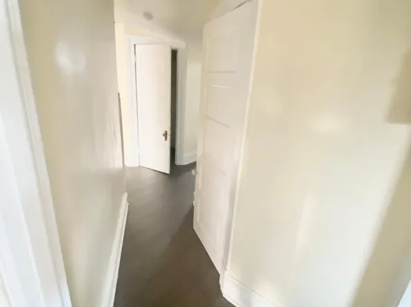 247 S 5th St #3F, Reading, PA 19602