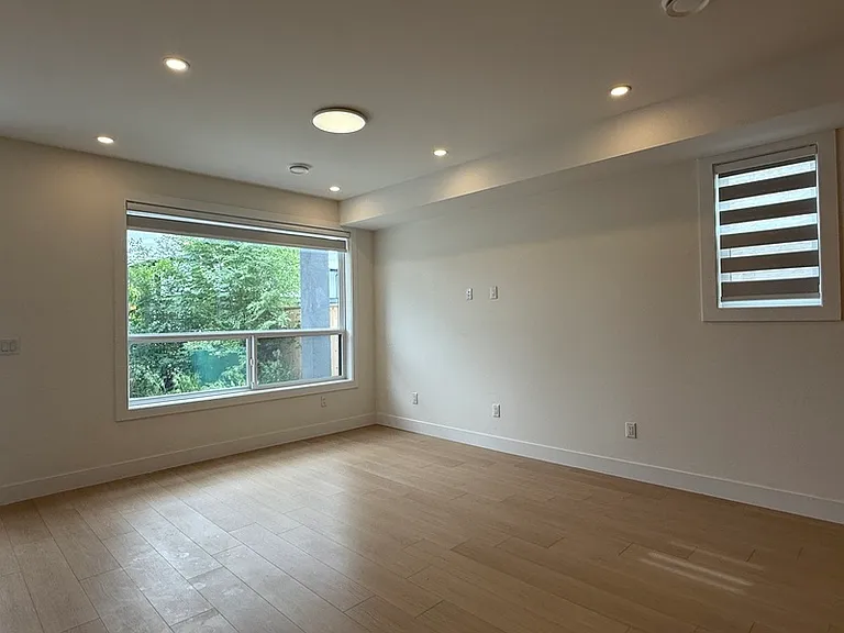2968 Conlin Ct — Photo 10