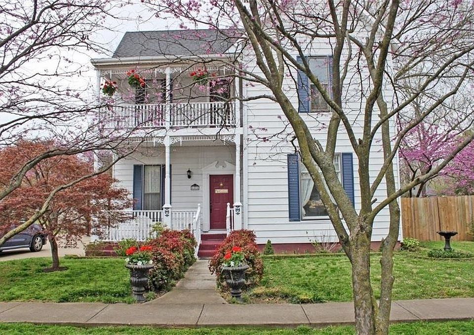 1st image of 601 NW A St