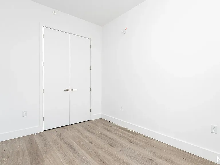 322 Grand Concourse #1012 — Photo 11