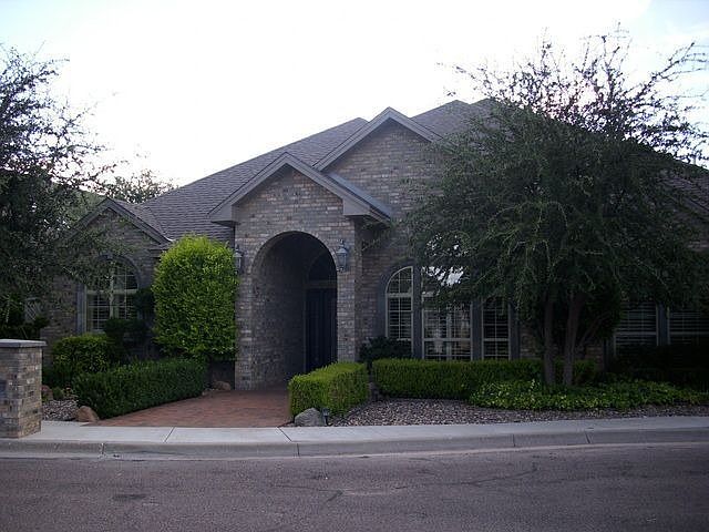1st image of 2709 N Gold Ct