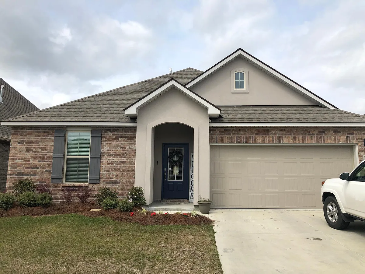 Building Photo - 1218 Meridian Dr
