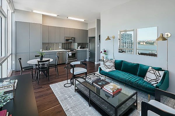 1st image of 507 W 28th St Penthouse 1D