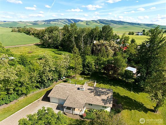5th image of 5834 Russell Creek Road