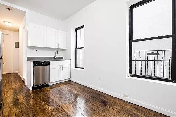 Rented by Compass | media 8