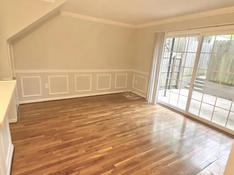 4517 Macarthur Blvd NW #A — Photo 6