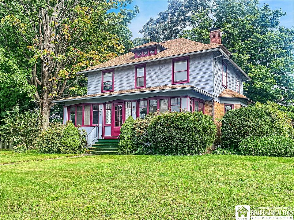 1st image of 160 E Main St