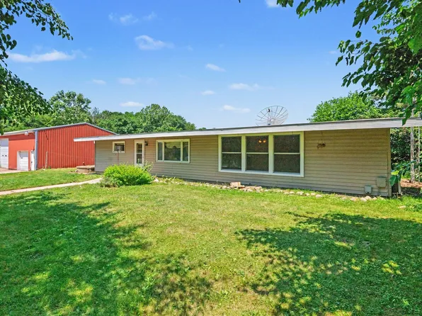 5405 Hartman Rd, Eau Claire, MI 49111