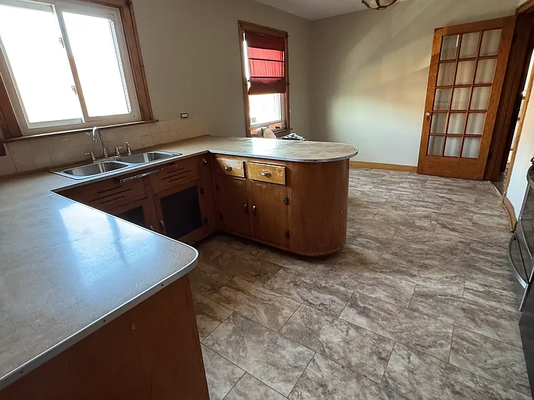 4259 W 21st St #2 — Photo 9