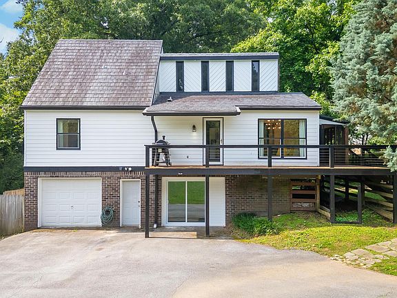 2nd image of 3420 Sunray Dr NW