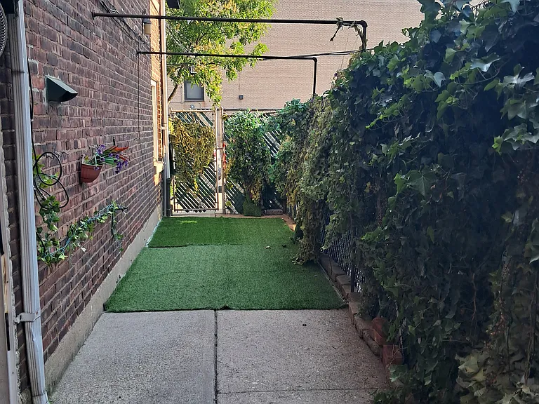 11 Mackay Pl #1 — Photo 9