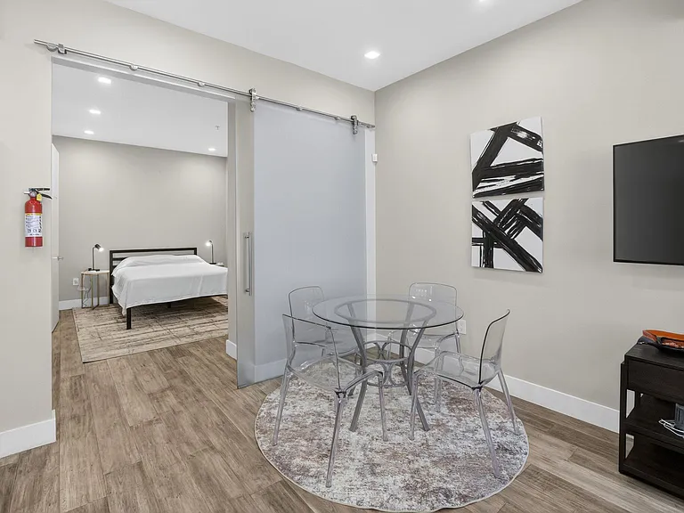 1777 T St NW #4 — Photo 8