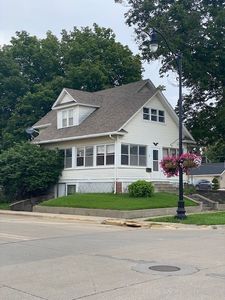 110 W 1st Ave, Indianola, IA, 50125