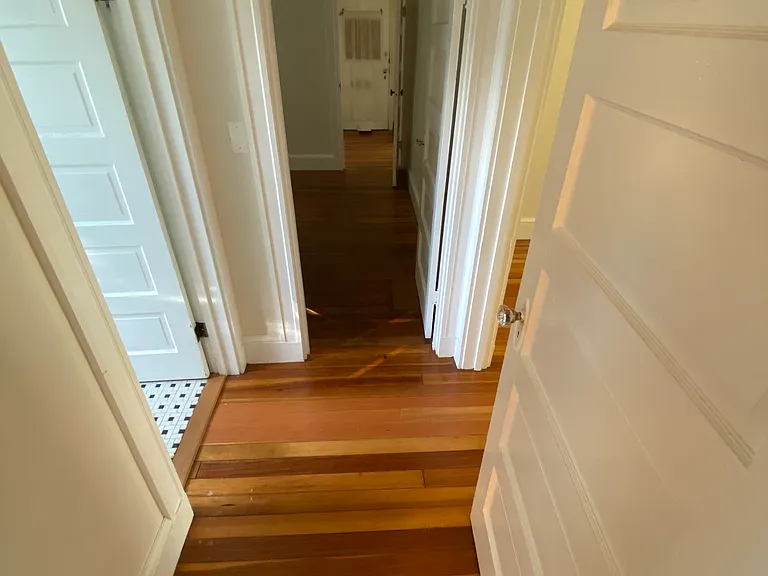 6 15th Ave — Photo 10