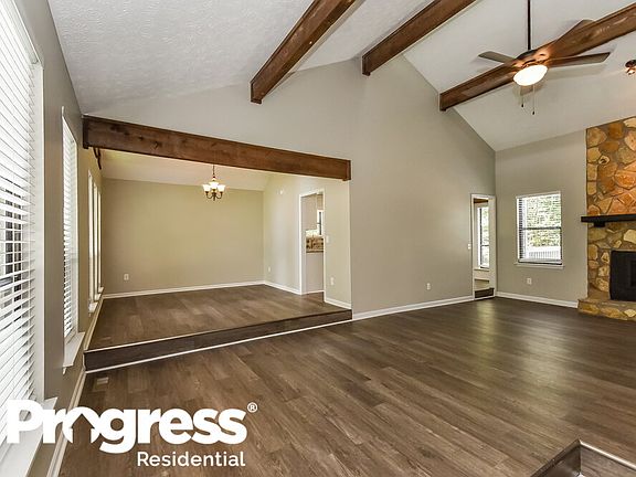 5th image of 8604 Creekview Ct