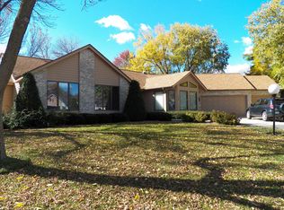 1080 Amundson Dr, Stillwater, MN 55082