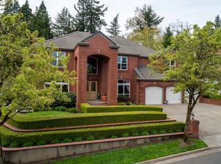 17389 Bergis Farm Dr, Lake Oswego, OR 97034