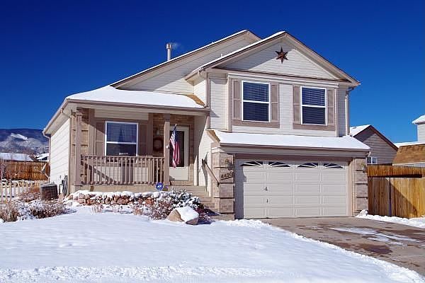 A great house with a great lot!!