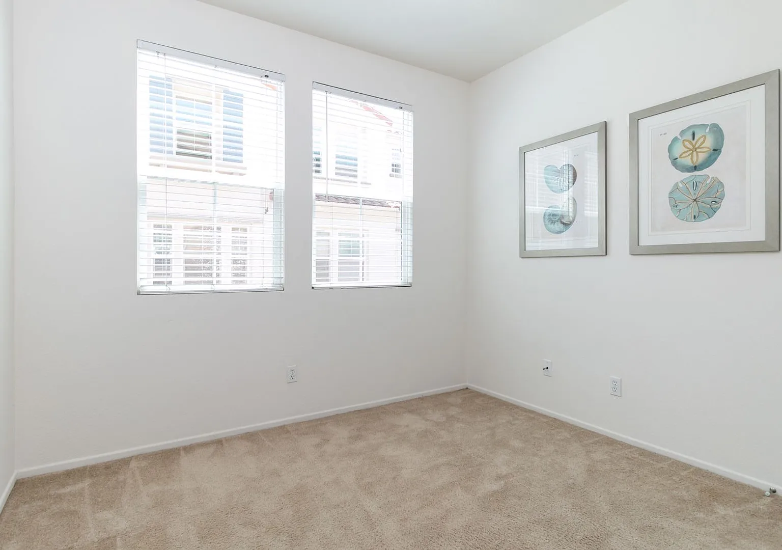 Old Town Camarillo 4 Bed 3 Bath — Photo 4