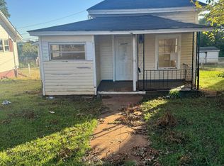 4 Walnut St, Spartanburg, SC 29303