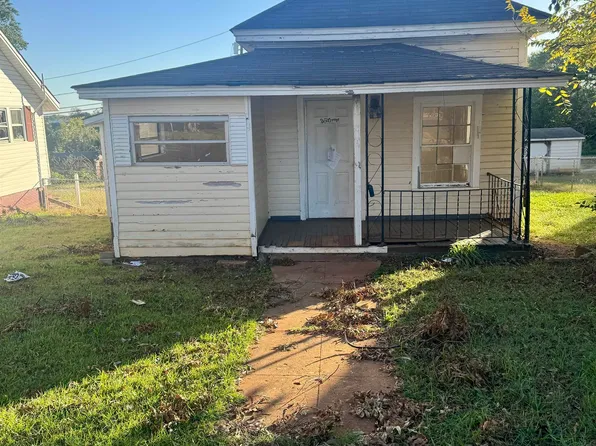 4 Walnut St, Spartanburg, SC 29303