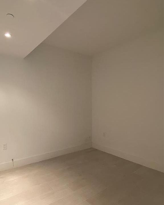 1st image of 10201 E Bay Harbor Dr APT 606