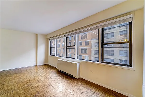 Rented by R New York | media 4