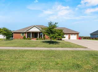 1302 Primrose Dr, Sikeston, MO 63801