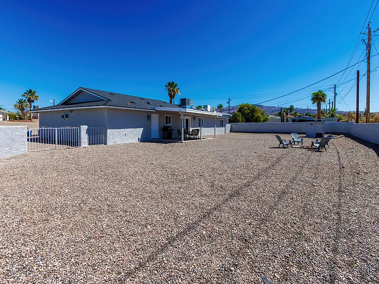 1060 Sunny Ridge Dr — Photo 8