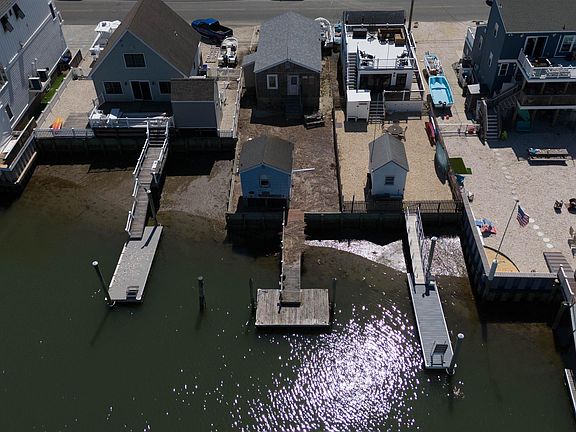 4th image of 490 Avalon Blvd