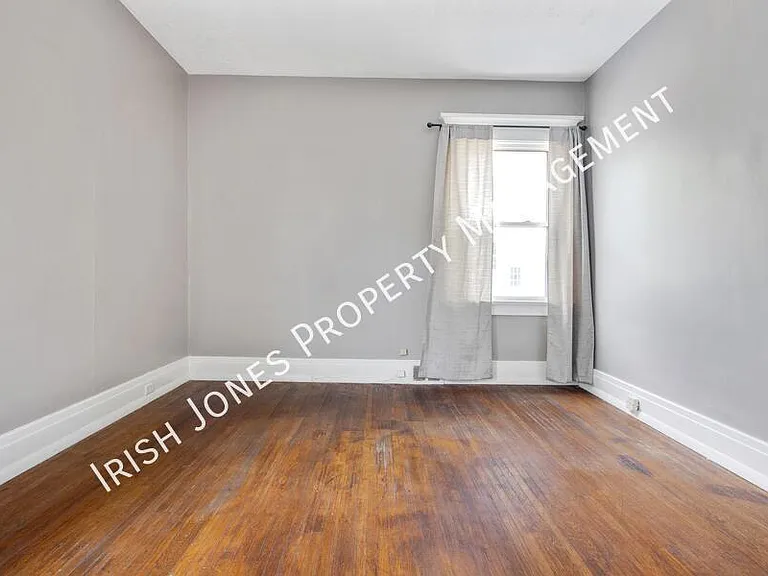 2518 Delaware Ave — Photo 15