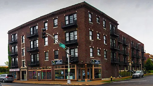 3954 S Grand Blvd Photo 1