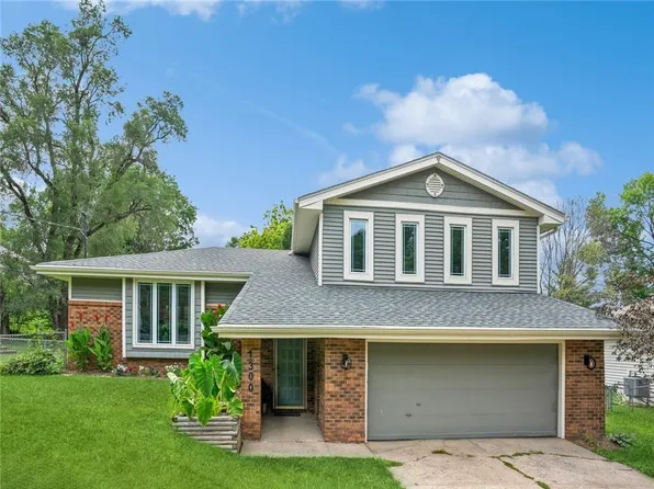 1300 32nd St, West Des Moines, IA 50266