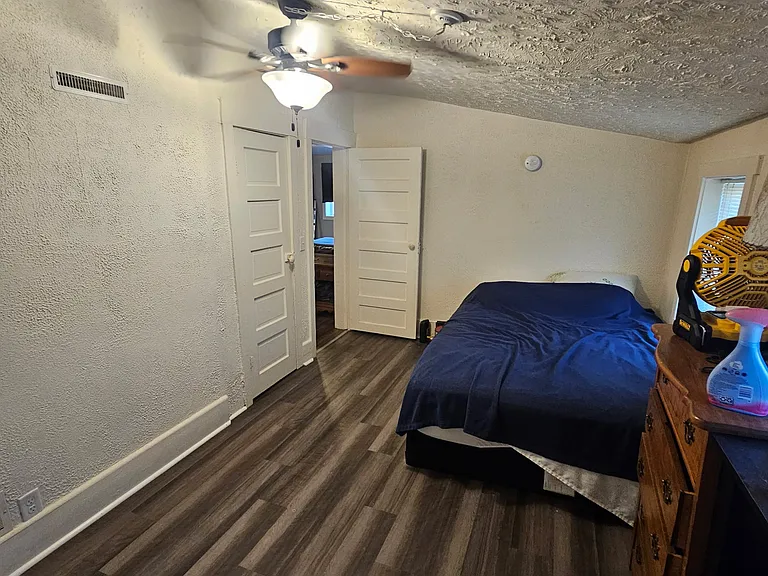 1010 Mills St — Photo 9