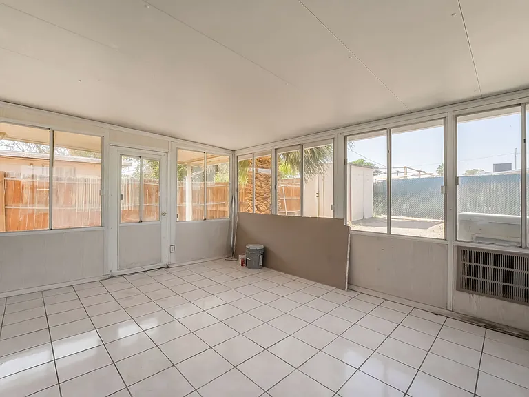 3200 E Owens Ave — Photo 11